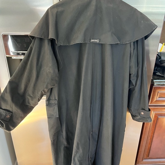 Black Long Raincoat - Picture 6 of 10